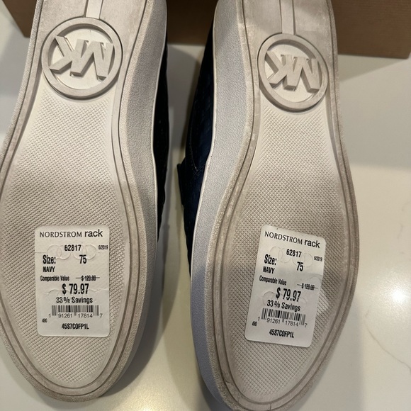 MICHAEL KORS - Picture 2 of 4